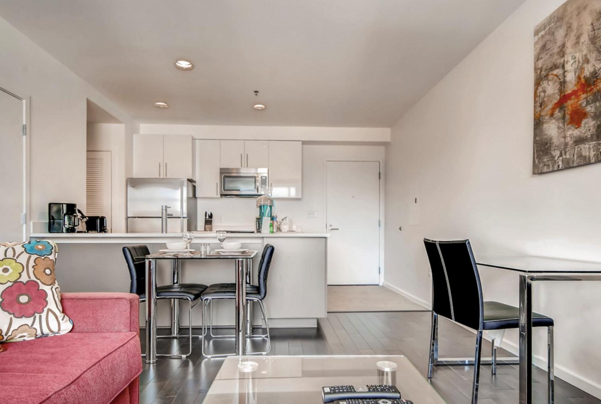 Global Luxury Suites At Kendall East Cambridge Bagian luar foto