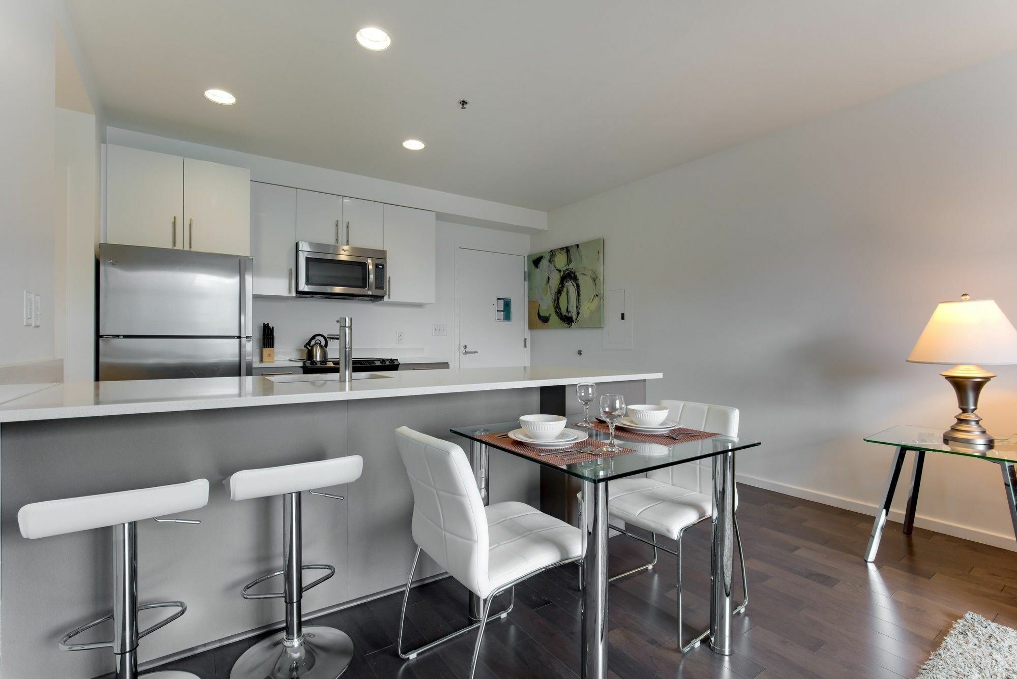 Global Luxury Suites At Kendall East Cambridge Bagian luar foto